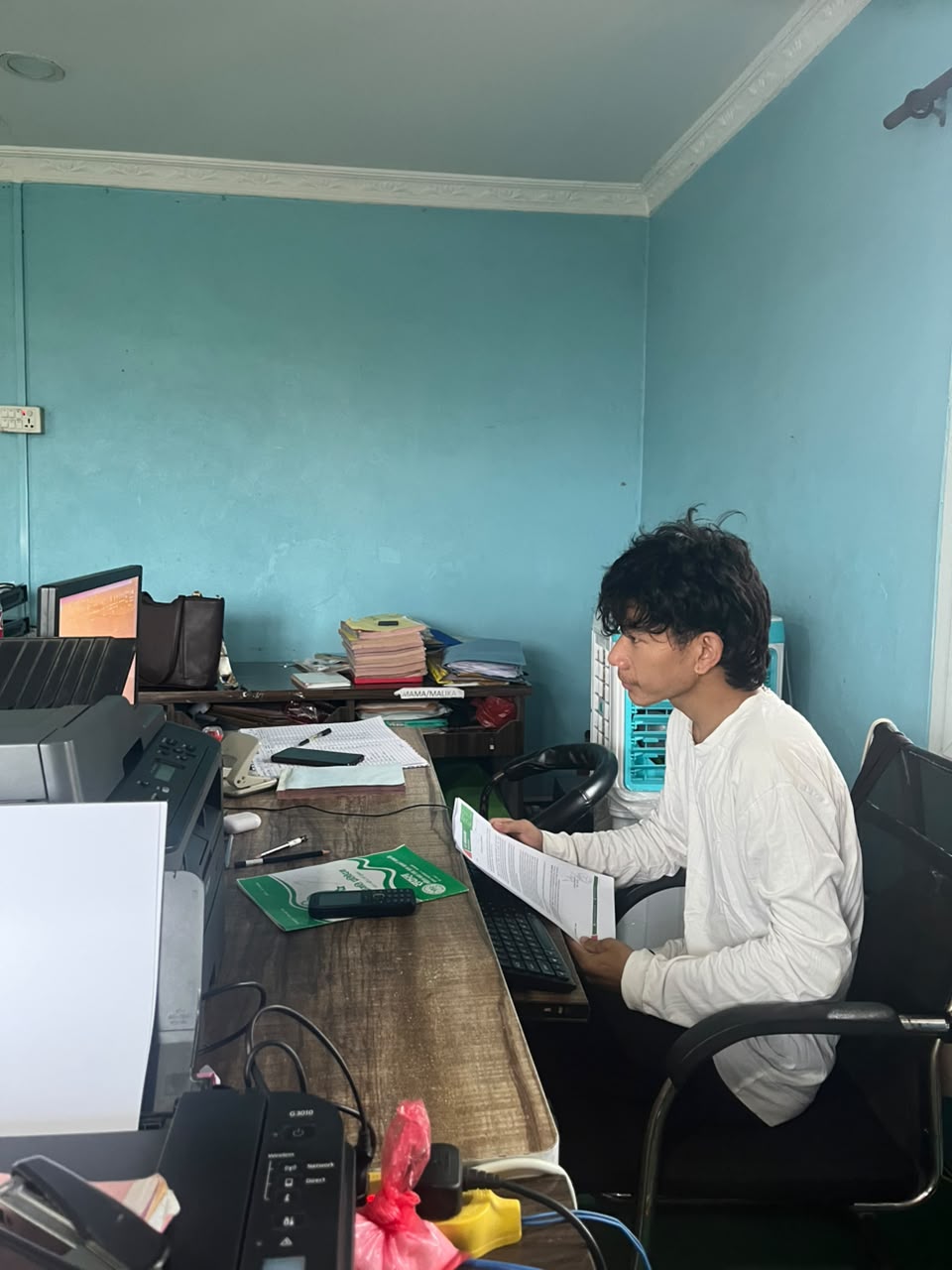 L.C. Associates Meeting Room